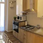 Bixio شقة